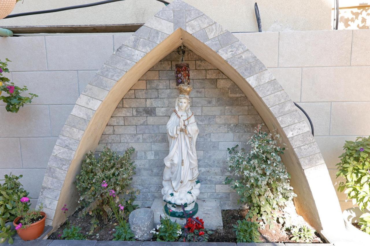 Louis Guesthouse Nazareth Esterno foto