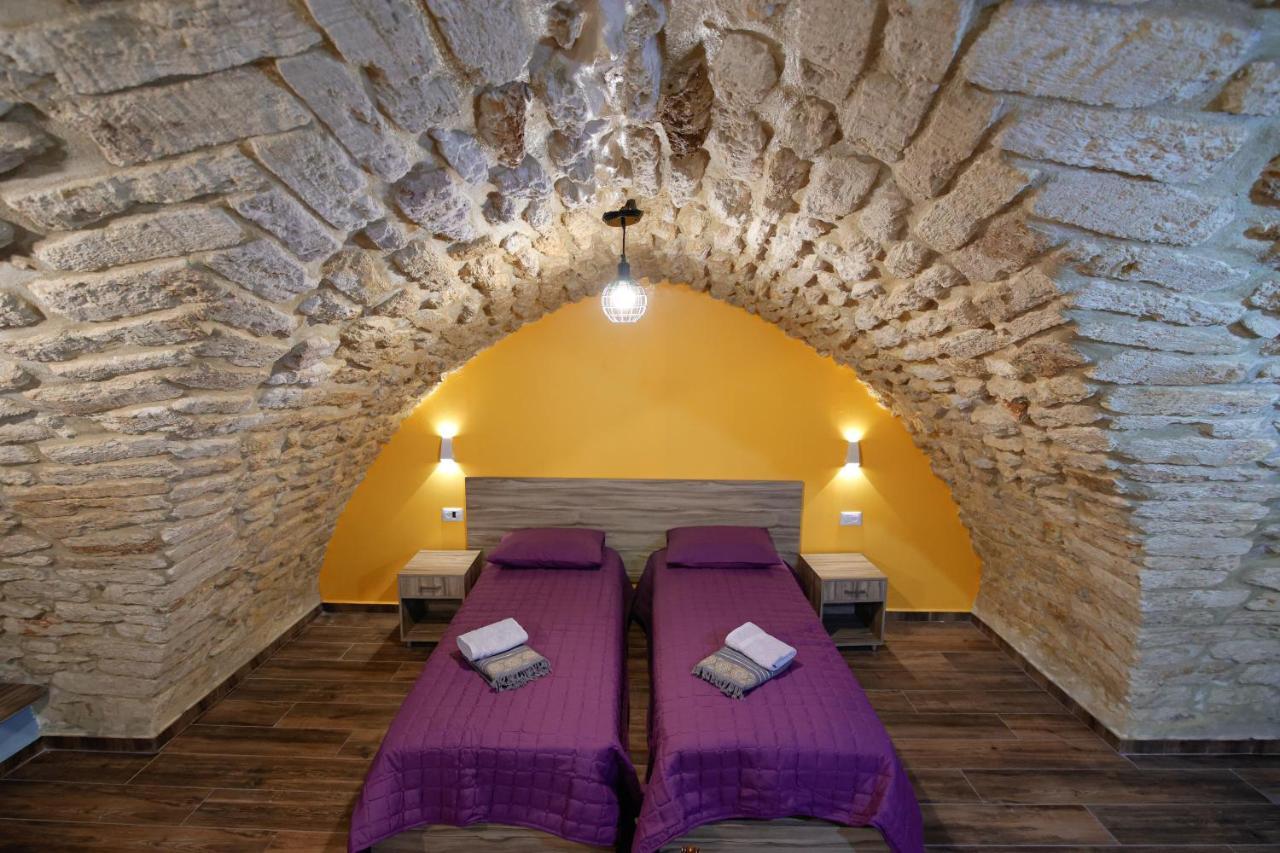 Louis Guesthouse Nazareth Esterno foto