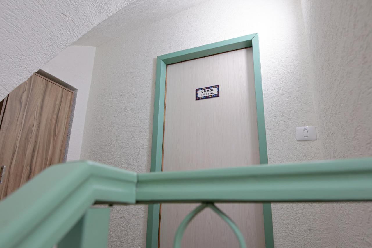 Louis Guesthouse Nazareth Esterno foto